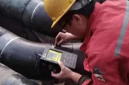 <a href=http://www.labtg.com/e/tags/htag.php?tag=jinan target=_blank class=infotextkey>济南</a>不锈钢压缩空气管道安装现场